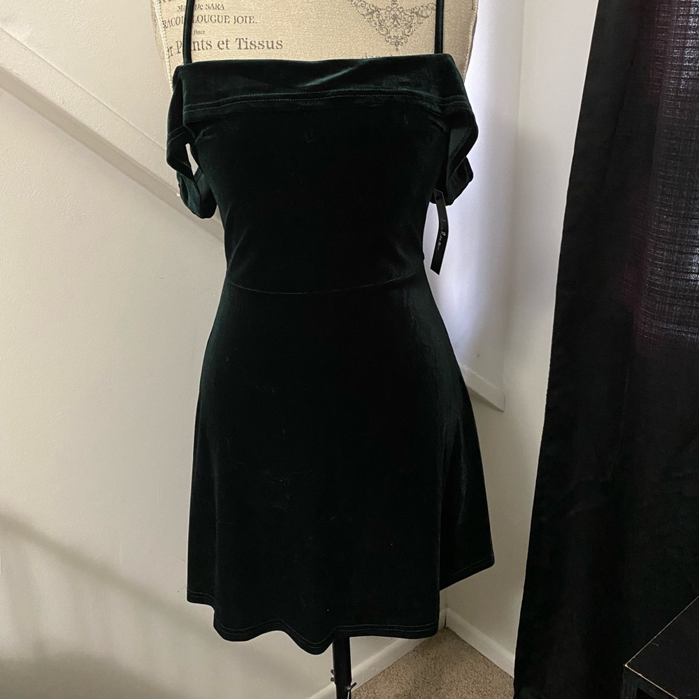 Lulu’s Velvet Green Skater Dress